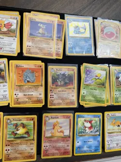 Jungle Pokemon Vintage 95 Card Lot - LP to Damaged - Pikachu Vaporeon Holo - Image 3