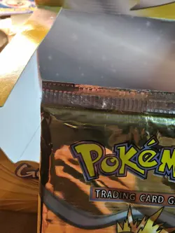 🔥🔥🔥 VINTAGE POKEMON NEO GENESIS BOOSTER PACK 🔥🔥🔥💎 TYPHLOSION ART – WOTC - Image 4