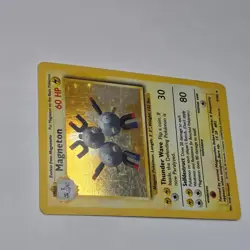 Base Set Unlimited Magneton 9/102 | Holo Rare | Great Centering | Pokemon Card - Image 4