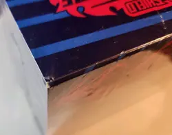 Pokemon Elite Trainer Box Darkness Ablaze Sword and Shield - Image 4