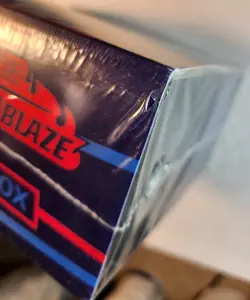 Pokemon Elite Trainer Box Darkness Ablaze Sword and Shield - Image 5