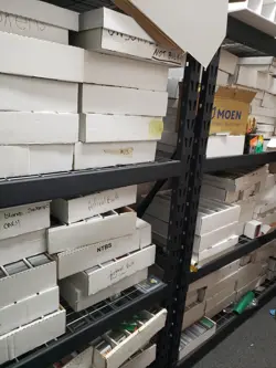 MTG Magic the Gathering Lot- 1000 bulk cards with a few rares and foils mixed in - Image 1