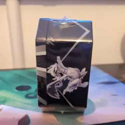 2011 Pokemon Black & White Reshiram promo tin Factory Sealed/English! - Image 3
