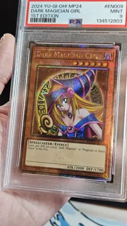 Yugioh ~ Dark Magician Girl ☆ MP24-EN009 Quarter Century Rare ☆ 1st Ed PSA 9 NM - Image 2