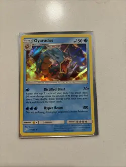 Gyarados 30/181 Sm-Team Up Holo Card - Image 1