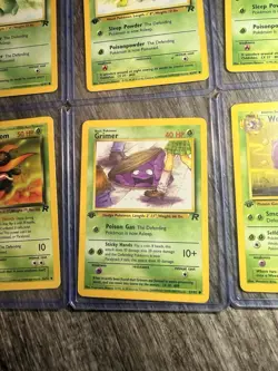 Pokemon 1st Edition Non-Holo Bundle Lot Of 7 ( Good Condition!! ) - Image 4