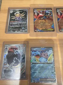 Pokemon TCG Lot Of 19 Cards From Mega evolution And Perfect Order - Plus 2 Chips - Image 2