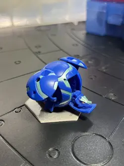 Bakugan Battle Brawlers B1 Aquos Saurus Open Core & Character Card - Image 3