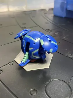 Bakugan Battle Brawlers B1 Aquos Saurus Open Core & Character Card - Image 4