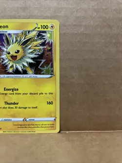 Jolteon SWSH094 SWSH: Sword & Shield Promo Cards Holo (A1) - Image 4
