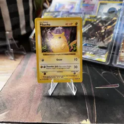 Pikachu Yellow Cheeks Shadowless 58/102 Base Set Pokemon TCG LP-NM - Image 1