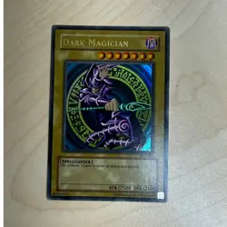 Yu-Gi-Oh Dark Magician SDY-006 Ultra Rare Starter Deck Yugi Holo Trading Card - Image 2