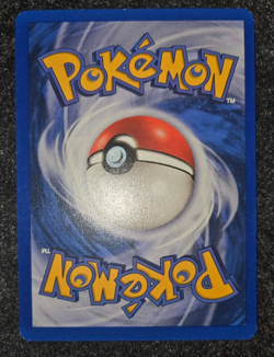 Carte Pokemon : Pikachu 84/144 Skyridge Non Holo Pokemon Card 2003 - Image 2