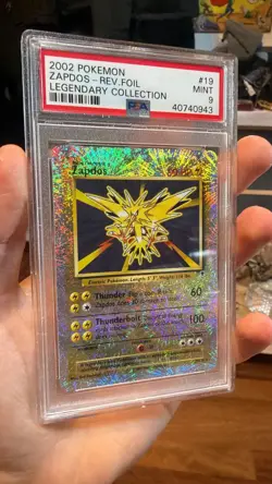 2002 POKEMON LEGENDARY COLLECTION #19 ZAPDOS-REVERSE FOIL PSA 9 - Image 2