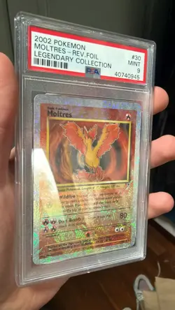 2002 POKEMON LEGENDARY COLLECTION #30 MOLTRES-REVERSE FOIL PSA 9 - Image 2