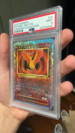 2002 POKEMON LEGENDARY COLLECTION #30 MOLTRES-REVERSE FOIL PSA 9 - Image 3