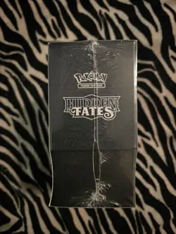 Pokemon TCG: Hidden Fates Elite Trainer Box - Image 5