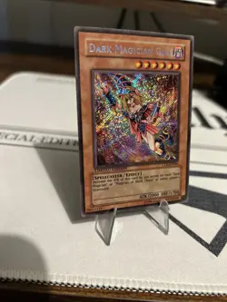 Yu-Gi-Oh TCG Dark Magician Girl CT2-EN004 Limited Edition Secret Rare Card - Image 2