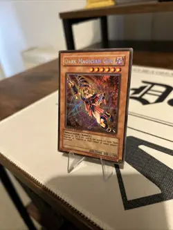 Yu-Gi-Oh TCG Dark Magician Girl CT2-EN004 Limited Edition Secret Rare Card - Image 3