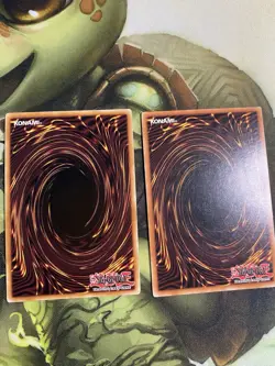 Red Eyes Black Dragon Lc01-en006 & Sdj-001 Excellent Condition Yugioh Cards - Image 3