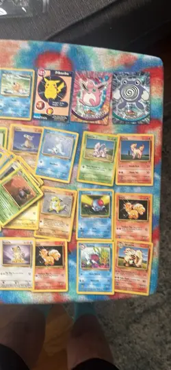 POKEMON FIRE COLLECTION! THE BUBBLE MEW IS NOT INCUDED. VINTAGE HOLOS! LOOK ATME - Image 2