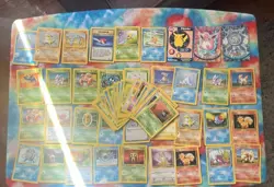 POKEMON FIRE COLLECTION! THE BUBBLE MEW IS NOT INCUDED. VINTAGE HOLOS! LOOK ATME - Image 4