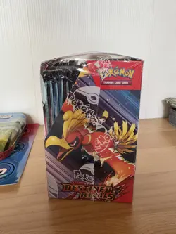 Destined Rivals Half Booster Box 18-Pack sealed - Image 1
