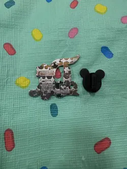 Simba D Hidden Mickey DLR 2025 Pin Disneyland Classic D Wave A - Image 2