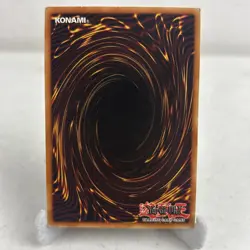 Yugioh Card Blue-Eyes White Dragon SDK-E001 Ultra Rare LP/MP - Image 2