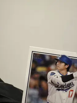 Topps 2026 Series 1 Flagship Shohei Ohtani #200 Los Angeles Dodgers MLB Card - Image 4