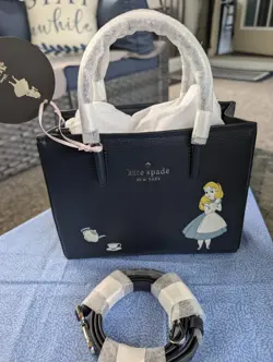 NWT DISNEY X KATE SPADE NEW YORK ALICE IN WONDERLAND SHOPPER AND ID CARD HOLDER - Image 3