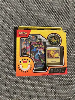 Pokemon TCG: Pokemon Day 2026 Collection Neu OVP (Deutsch) - Image 1