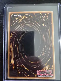 Yu-Gi-Oh Blue-Eyes White Dragon Limited Edition Card JUMP-EN068 - Image 2