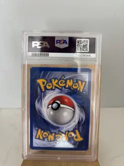 Pokemon TCG Jolteon Jungle Holo Card 4/64 Unlimited Rare PSA 8 - Image 2