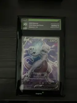 2022 POKEMON SWSH BLACK STAR PROMO 229 FULL ART/MEWTWO V POKEMON GO - Image 1