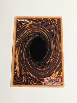 Yugioh Celtic Guardian LOB-EN007 25th Anniversary Super Rare NM - Image 2