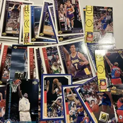 Huge Lot Of 1993 Upper Deck Vintage Basketball Cards Some Doubles 100 Plus Cards - Image 4