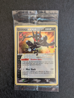 Selaed Greninja Gold Star SWSH144 25th Celebrations Promo Pokemon Card - Image 1