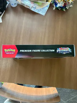 POKEMON SCARLET & VIOLET: PRISMATIC EVOLUTIONS PREMIUM FIGURE COLLECTION BOX - Image 3