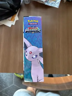 POKEMON SCARLET & VIOLET: PRISMATIC EVOLUTIONS PREMIUM FIGURE COLLECTION BOX - Image 5