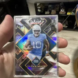 2024 Wild Card Auto Mania Rookie AMASOP-DM2 Drake Maye Football Card - Image 1