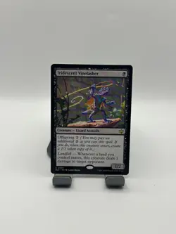 MTG, Iridescent Vinelasher $3 ORDER MIN 99 NM Bloomburrow Regular - Image 1