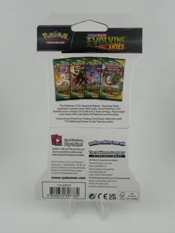 Pokemon TCG: Sword & Shield Evolving Skies Sleeved Booster Pack (Sylveon) - Image 2
