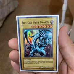 Yu-Gi-Oh Blue-Eyes White Dragon Kaiba SKE-001 Holo Rare 1st Edition - Image 4