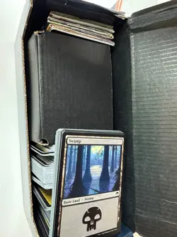 Lot 2 Magic: The Gathering Deck Builders Toolkit & 2014 Core Set - Image 3