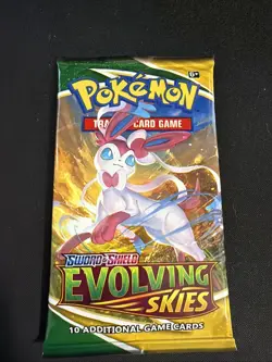 2021 POKEMON SWORD & SHIELD EVOLVING SKIES SEALED PACK - Image 1