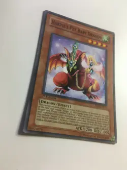 Yugioh: HARPIE'S PET BABY DRAGON - [SD8-EN017] - [Common] - 1st Edition - LP/NM - Image 3