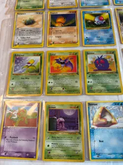 Pokemon, 36 Assorted Cards in Very Good Condition! - Image 1
