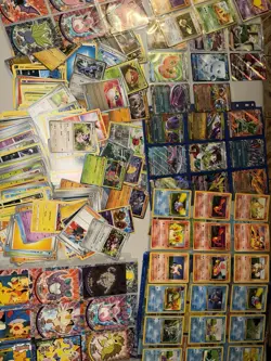 Pokemon Vintage Holos Card Collection Old and Modern CCG Near Mint, LP As Is - Image 2
