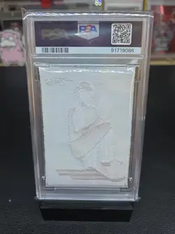 2021 Topps Iconic Card Shohei Ohtani Cloth RC Rookie Card PSA 8 Rare Pop 3 🔥 - Image 2